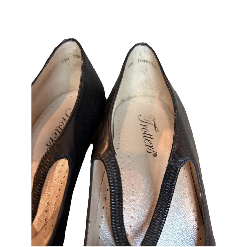 Trotter Black Leather Jamie Pump 2